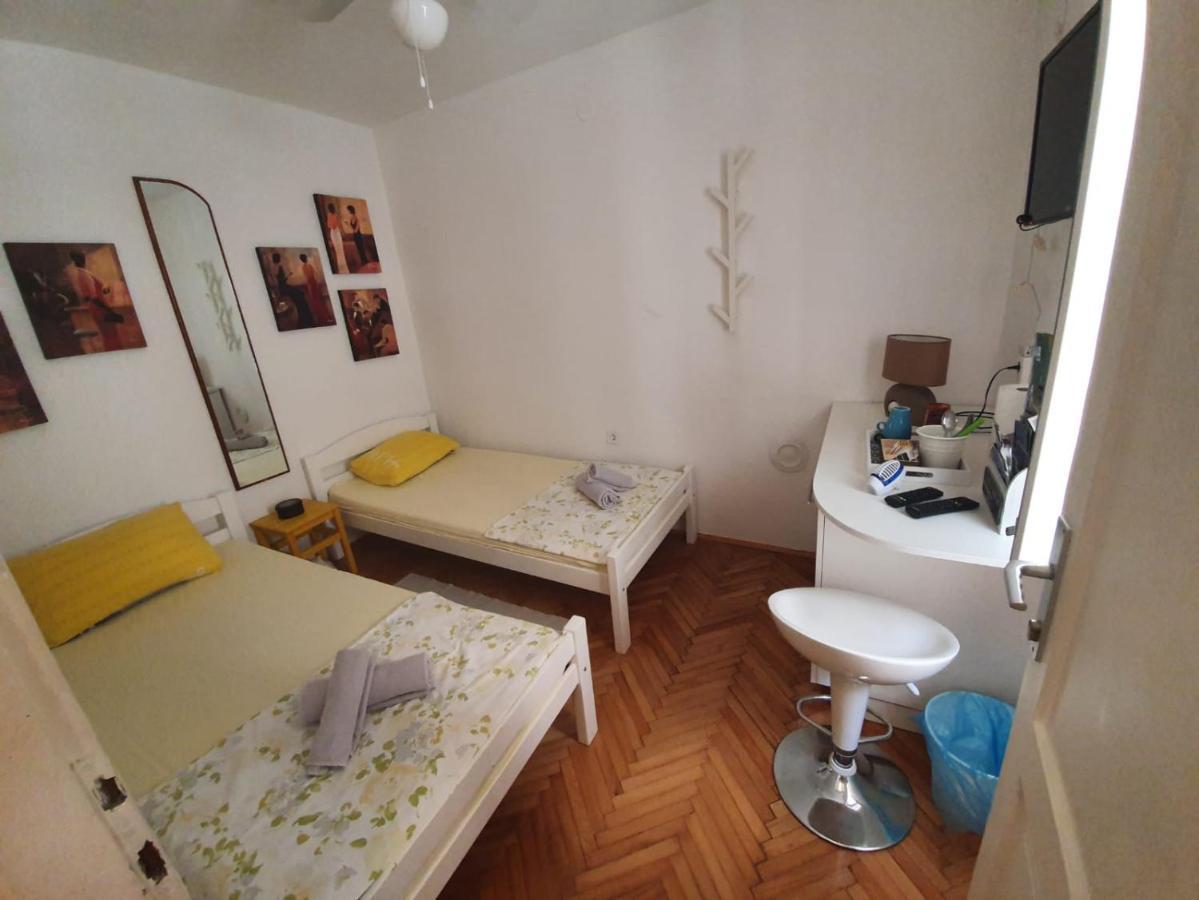 Room With Shared Bathroom House Gorica Шибеник Екстер'єр фото